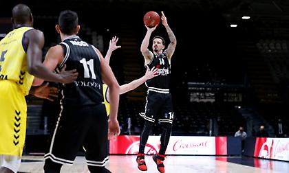 Απέκτησε τον Τζος Άνταμς η Τσεντεβίτα Ολίμπια