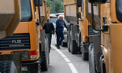 Ένταση στο βόρειο Κόσοβο - Διαψεύδει η Σερβία ότι σερβικός στρατός εισήλθε στη χώρα!