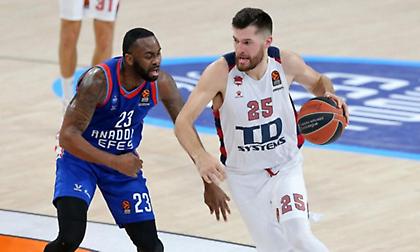 Πίτερς: «Εξαιρετική ομάδα ο Ολυμπιακός, μπορούμε να πάρουμε την Ευρωλίγκα!»