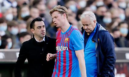 Τσάβι: «Ούτε εγώ ξέρω αν θα παραμείνει στην ομάδα ο Ντε Γιονγκ»