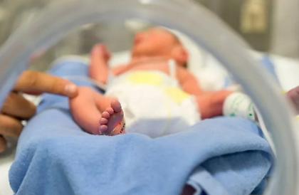 Πέθανε ξαφνικά βρέφος 35 ημερών στα Γρεβενά