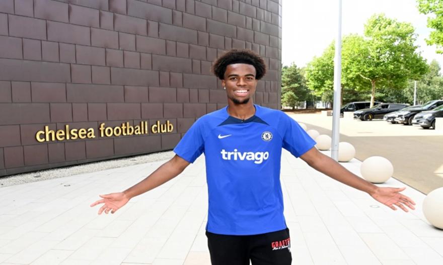 Τσέλσι: Ανακοίνωσε Τσουκουεμέκα
