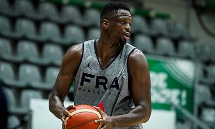 Χάνει το Ευρωμπάσκετ ο Φαλ του Ολυμπιακού λόγω τραυματισμού