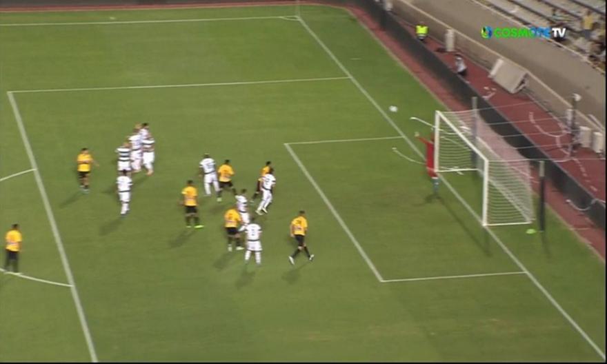 Στο δοκάρι η απευθείας εκτέλεση φάουλ του Τσούμπερ