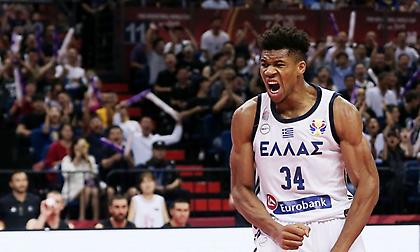 Γ. Αντετοκούνμπο: «Πάντα λέμε ότι πάμε για μετάλλιο και τελικά τρώμε τα μούτρα μας»!