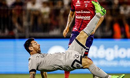 Αεροπλανική γκολάρα από τον Μέσι!