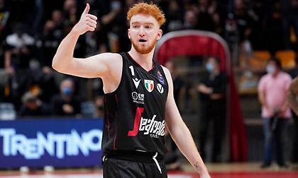 Θέλει να «δέσει» τον Μάνιον με νέο συμβόλαιο η Βίρτους Μπολόνια