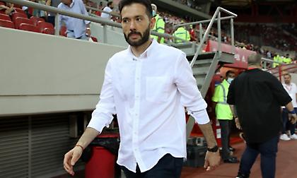Σταματέλος: «Υπάρχουν σκέψεις για απόκτηση δύο εξτρέμ στον Ολυμπιακό»