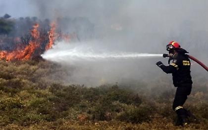 Φωτιές: 65 σε ένα 24ωρο - Πολύ υψηλός κίνδυνος πυρκαγιάς την Τετάρτη - Δείτε χάρτη
