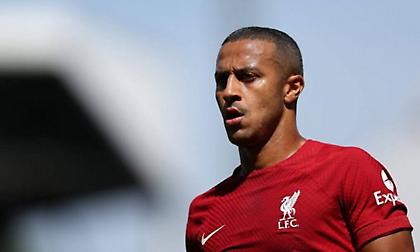 Πλήγμα με Τιάγκο Αλκάνταρα στη Λίβερπουλ