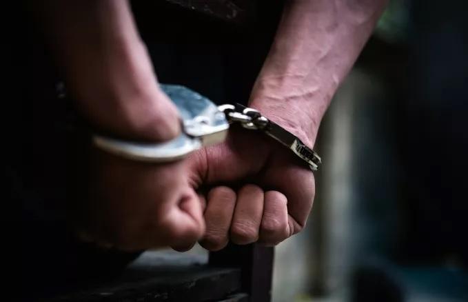 Ιθάκη: Συνελήφθη 32χρονος για ξυλοδαρμό 27χρονης συντρόφου