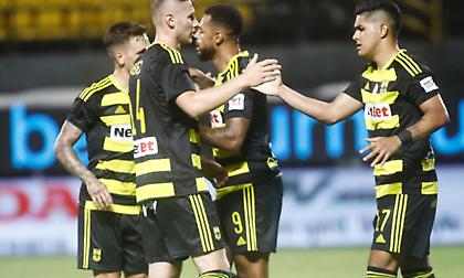 Σαββόπουλος: «Διατηρεί το 4-4-2, αλλά με τον Πάλμα δίπλα στον Γκρέι ο Μπούργος»