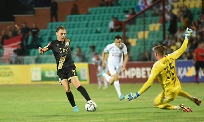 Προκρίθηκε και περιμένει τον ηττημένο του Σλόβαν-Ολυμπιακός η Ζρίνσκι