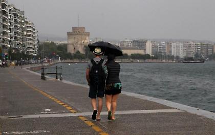 Έκτακτο δελτίο επιδείνωσης καιρού: Προ των πυλών κεραυνοί, χαλαζοπτώσεις και ισχυρές καταιγίδες