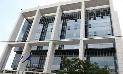 Συνελήφθη ο άντρας που εισέβαλε στο Εφετείο με το αυτοκίνητο-Έκρυβε ναρκωτικά και 1,5 εκατ. ευρώ