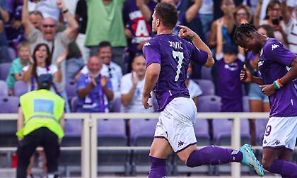 Κόκκινες, αυτογκόλ και... νίκες για Λάτσιο και Φιορεντίνα!