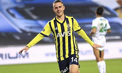 Tα βρήκαν Φενέρμπαχτσε και Χαλ για το δανεισμό του Πέλκα!