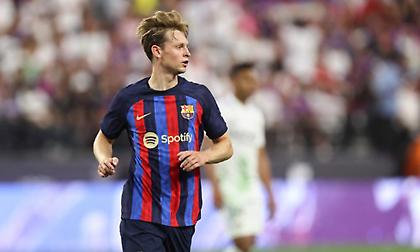 Μάντσεστερ Γιουνάιτεντ: «Απομακρύνεται» ο Ντε Γιονγκ, δεν απάντησε εντός της διορίας