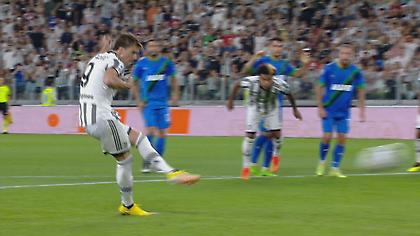 Η εύστοχη εκτέλεση πέναλτι του Βλάχοβιτς και το φιλί του Ανιέλι