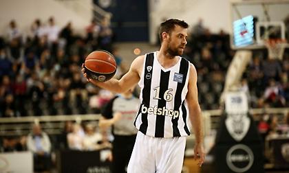 Στην προετοιμασία της ΑΕΚ οι Μάντζαρης και Παπαδάκης