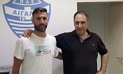 «Χτύπημα» με Κολλά το Αιγάλεω