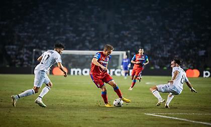 «Λευκή» ισοπαλία που αφήνει ανοιχτούς λογαριασμούς ανάμεσα σε Καραμπάγκ και Πλζεν