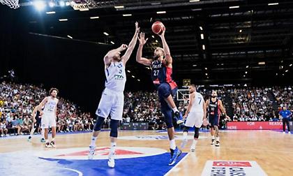 Έριξε κατοστάρα και διέλυσε την Ιταλία η Γαλλία