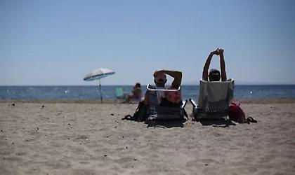 O καιρός σήμερα: Καύσωνας με «40αρια» σε όλη τη χώρα
