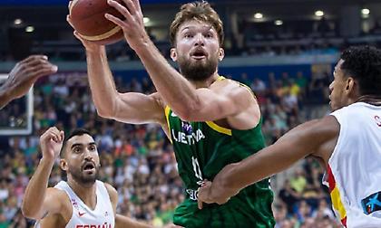 Μοιραίος ο Λορέντζο Μπράουν στη φιλική ήττα της Ισπανίας από τη Λιθουανία