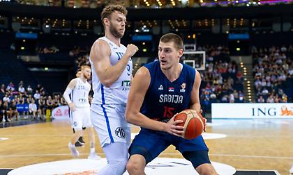 Σούπερ Γιόκιτς «λύγισε» την Ιταλία!