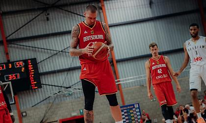 «Χάνει» κι άλλον ψηλό η Γερμανία: Αμφίβολος για το Ευρωμπάσκετ ο Τάις!