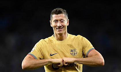 Τσάβι: «Ηγέτης για το παρόν και το μέλλον ο Λεβαντόφσκι»