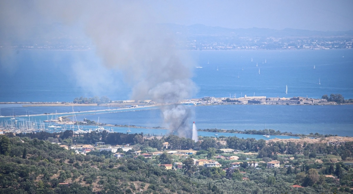 Φωτιά στη Λευκάδα