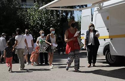Στα 55.769 τα νέα κρούσματα, 258 θάνατοι, 132 διασωληνωμένοι