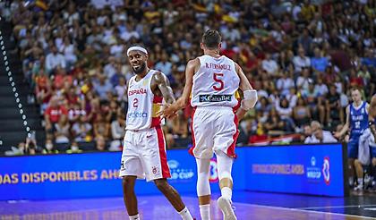 Η Ισπανία ισοπέδωσε την Ισλανδία