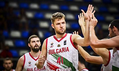 «Καυτός» Βεζένκοφ με 17 πόντους στο ημίχρονο κόντρα στην Κύπρο!