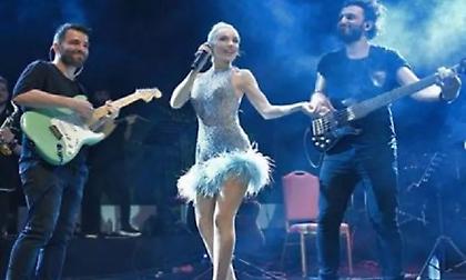 Τουρκία: Συνελήφθη για «υποκίνηση μίσους» η ποπ σταρ Γκιουλσέν