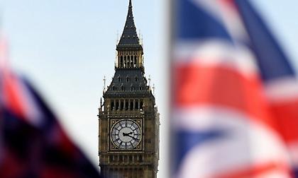 Η Βρετανία θα συνεργαστεί με την Αλβανία για την απέλαση μεταναστών που διαπλέουν τη Μάγχη