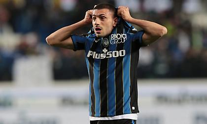 «Κοιτάει» Ντεμιράλ για αντί-Φοφανά η Λέστερ