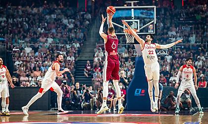 Παράσταση Πορζίνγκις στη νίκη της Λετονίας επί της Τουρκίας