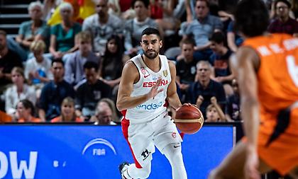 Υπέταξε την Ολλανδία και προχωράει η Ισπανία