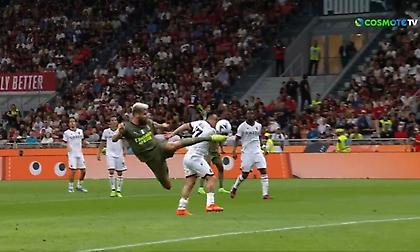 Σκόραρε με φοβερό... ακροβατικό ο Ζιρού!