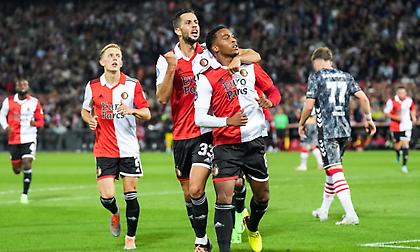 Συνεχίζουν αήττητες Φέγενορντ και Χέρενφεν