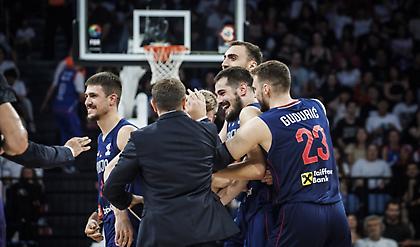 Καρδιοχτύπησε η Σερβία, αλλά πήρε το ντέρμπι της αγωνιστικής κόντρα στην Τουρκία