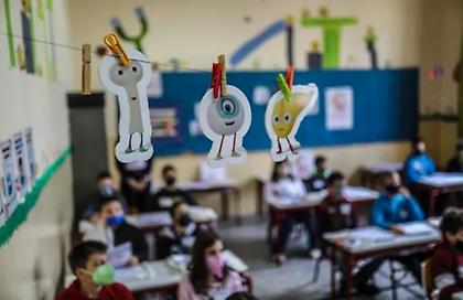 Τι αλλάζει στα σχολεία τη νέα σχολική χρονιά: Ολοήμερο έως τις 5.30 και προσλήψεις εκπαιδευτικών