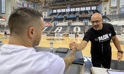 Προπόνηση με Σαλούστρο και… Βιεϊρίνια στον ΠΑΟΚ