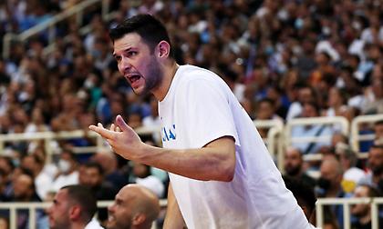 Παπανικολάου: «Είδαμε την αγάπη του κόσμου, είναι χρέος μας να προσπαθήσουμε για το καλύτερο»