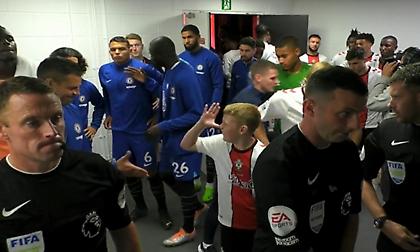 Απίστευτο «γλέντι» από πιτσιρικά στον Αθπιλικουέτα