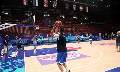 Ευρωμπάσκετ: Κλικ από την προπόνηση της Εθνικής στο Μιλάνο