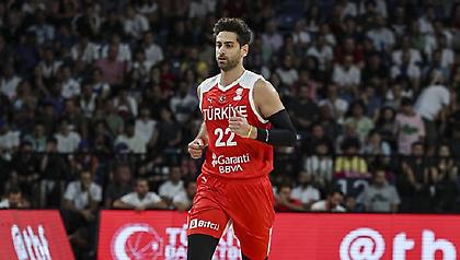 Γιος Αταμάν πασάρει, Κορκμάζ ευστοχεί!